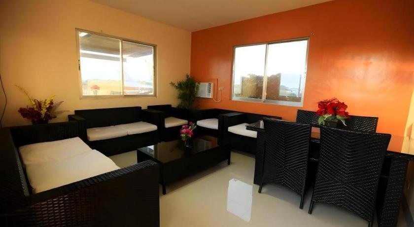 Aerostop & Restaurant Hotel Plaridel (Luzon)
