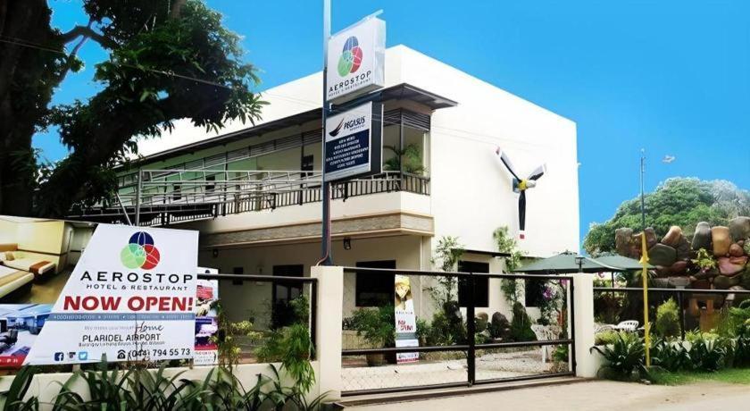 Aerostop & Restaurant Hotel Plaridel (Luzon)